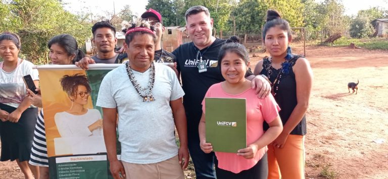 Educação a Distância ajuda indígenas a conquistar o diploma superior