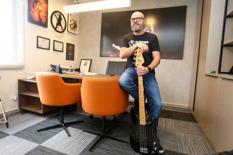 Rock Hour acontece nesse final de semana em todas as unidades da Academia do Rock