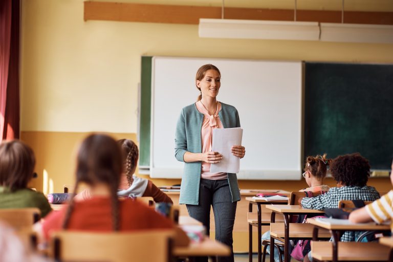 Forma de ensinar mudou, mas professor ainda é a alma da escola