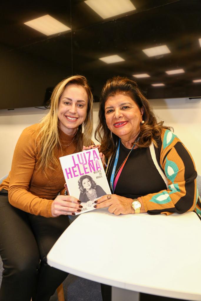 Empresária de Curitiba se reúne com ‘Dona Magalu’