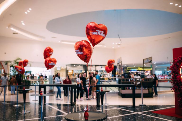 Às vésperas do Dia dos Namorados, shopping promove encontro para solteiros