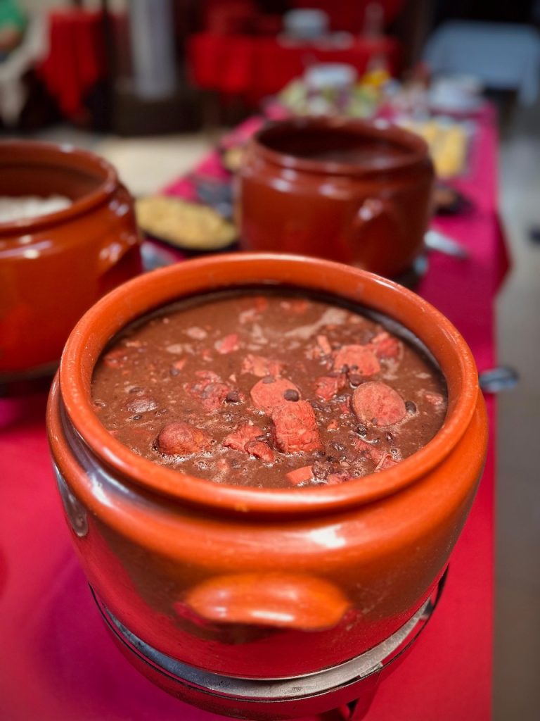 Cozinha Secreta Abre as Portas para Feijoada Artesanal no Próximo Sábado