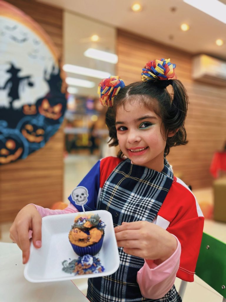 Shopping promove oficina de cupcake e desfile de fantasias para Halloween