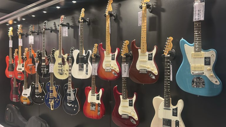 Pride Music Shop e Hard Rock Cafe Curitiba realizam exposição exclusiva e gratuita de instrumentos musicais