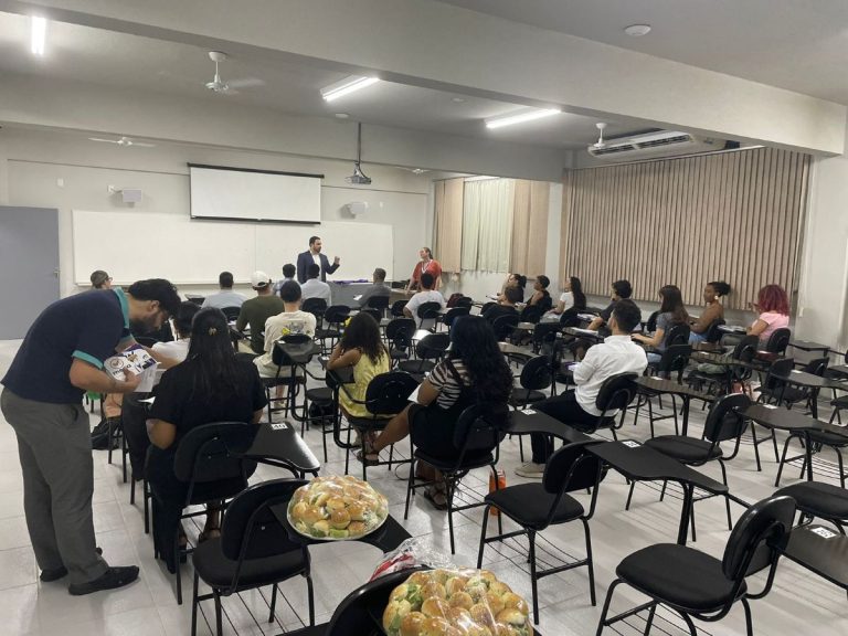 Curso gratuito em Bandeirantes, norte do Paraná, premia empreendedores com capital semente de R$ 1.500,00
