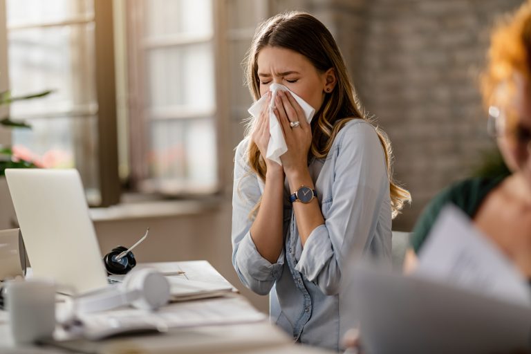 Ventilação natural em empresas pode diminuir casos de doenças respiratórias entre colaboradores