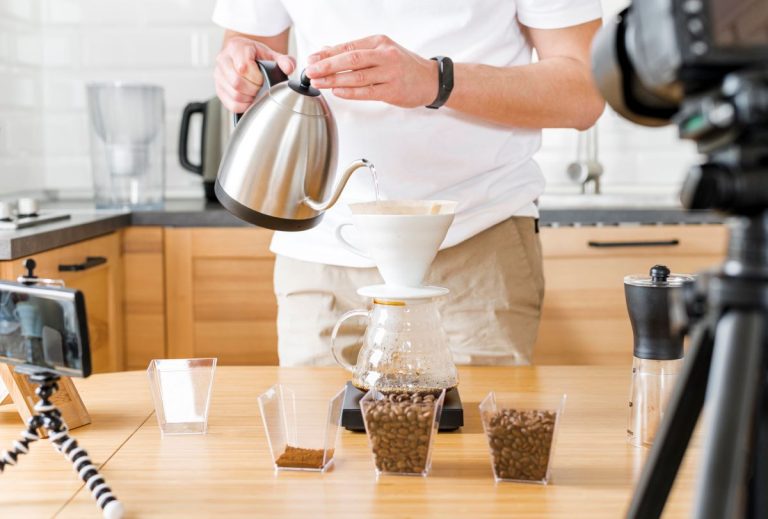Água de qualidade é o ingrediente invisível que transforma o café