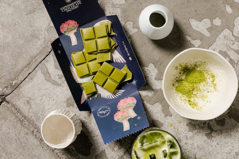 Agosto Verde: Utopia Tropical celebra o mês do Matcha com lançamentos, experiências sensoriais e campeonato nacional
