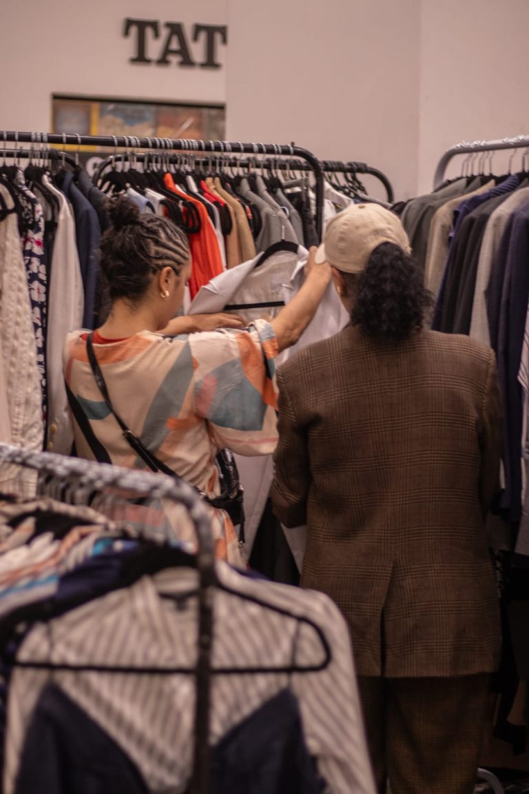 Moda plural e acessível: Encontro de Brechós Saí do Armário amplia segmentos e aposta em experiências únicas