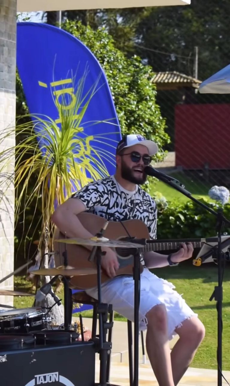 Agitaí conecta artistas e empresas para festas e confraternizações de fim de ano