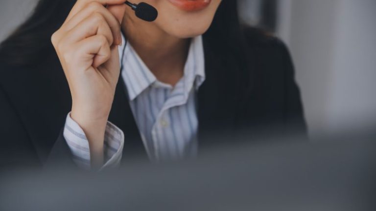 Feirão Serasa Limpa Nome oferece megaoperação com telefone gratuito para a negociação de dívidas
