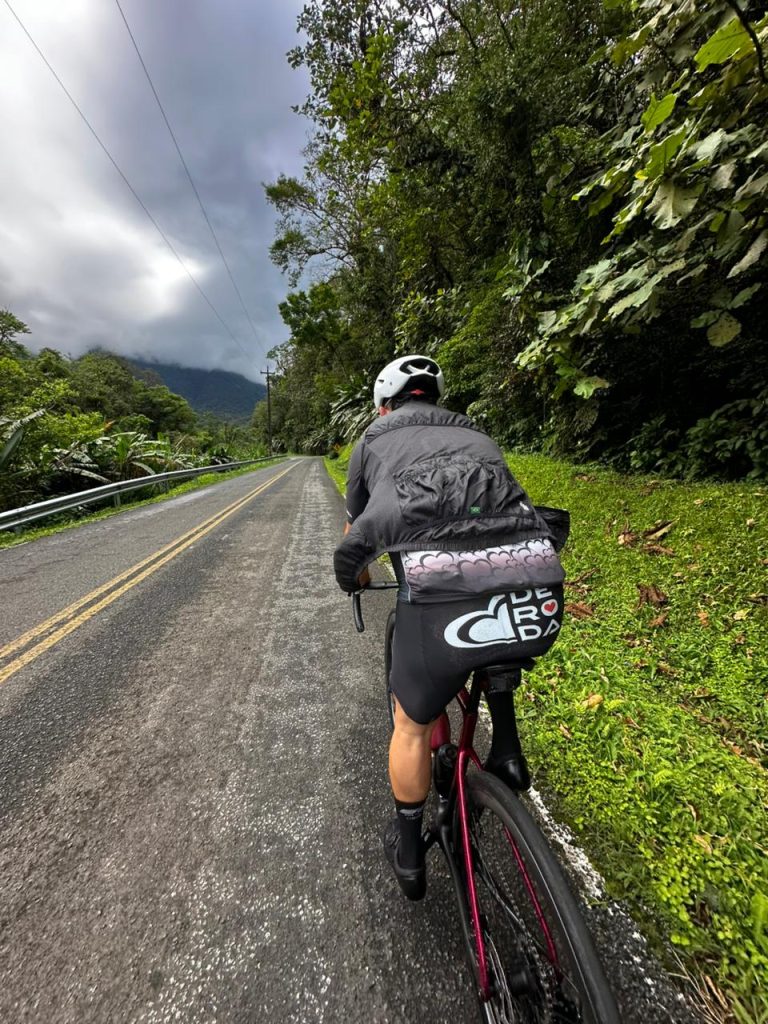 Dois eventos esportivos movimentam o litoral do Paraná neste fim de semana 