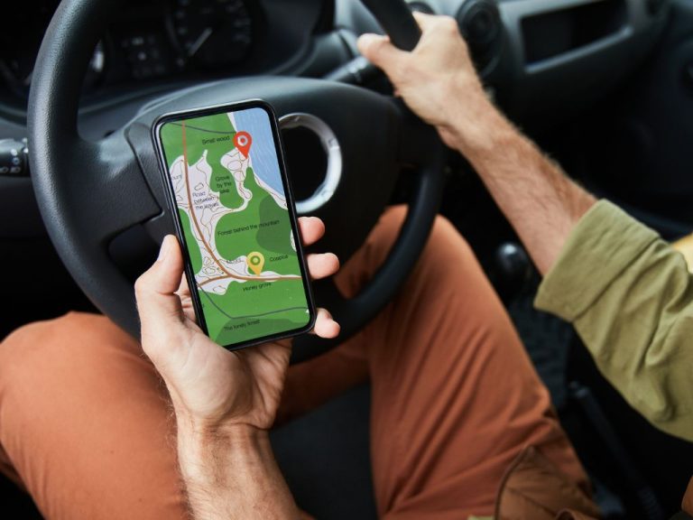 Autonomoz completa oito anos e avança como alternativa ao transporte corporativo