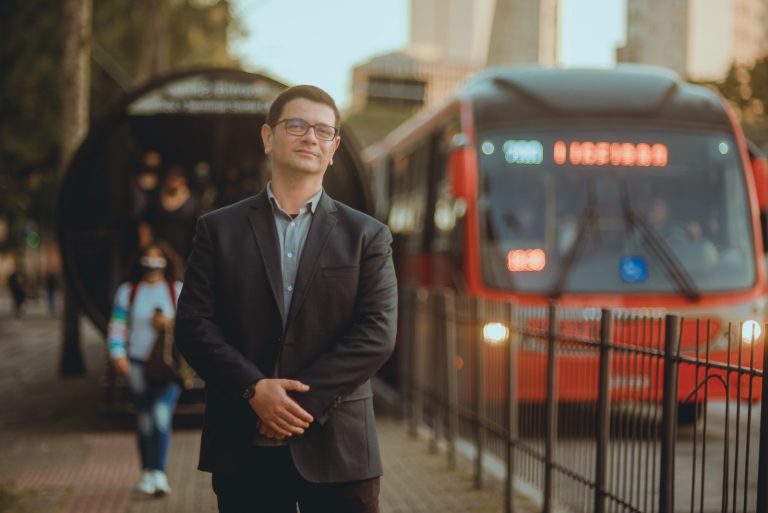 Trocas de fim de ano podem virar oportunidade de receita e fidelização no varejo
