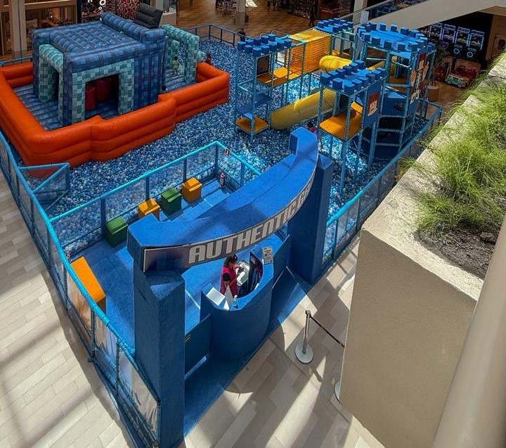 Plaza Campos Gerais abre programação de férias com parque infantil