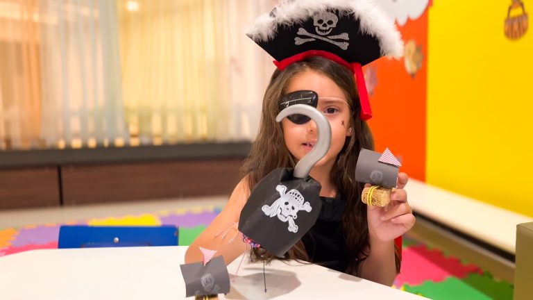 Férias no Ventura Shopping têm programação gratuita para crianças com temática “Pequenos Piratas”
