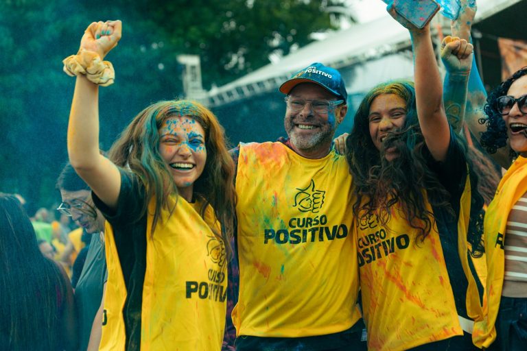 Curso Positivo conquista 7 dos 10 primeiros lugares em Medicina da UFPR