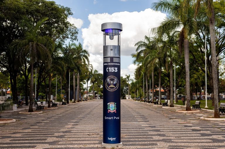 Postos eletrônicos em Paranavaí: entenda por que os totens de segurança são diferentes de câmeras comuns
