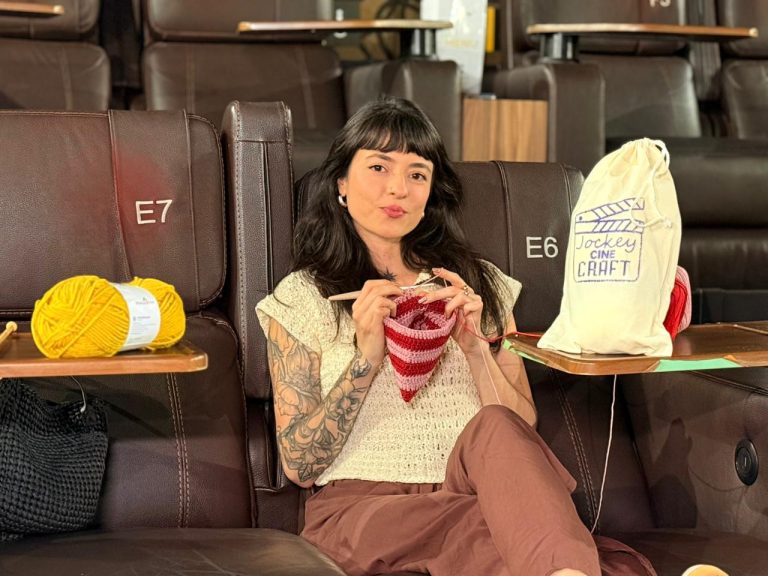 Jockey Plaza realiza 4ª edição do Cine Craft com experiência de crochê no cinema