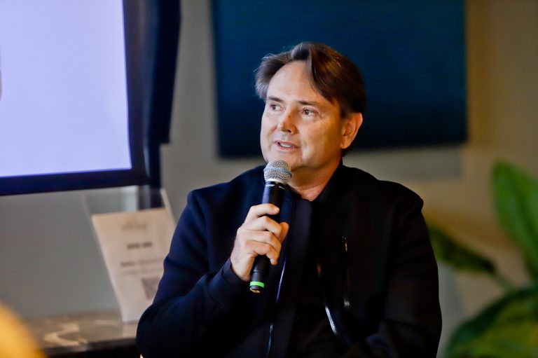 Curitiba entra no modo inteligente ,  mas a verdadeira inovação começa nas obras