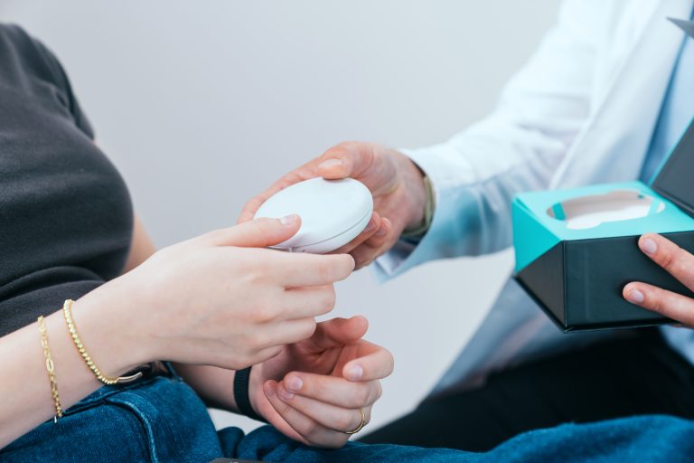 Ortodontia invisível cresce 60% ao ano no Brasil e impulsiona clubes de benefícios