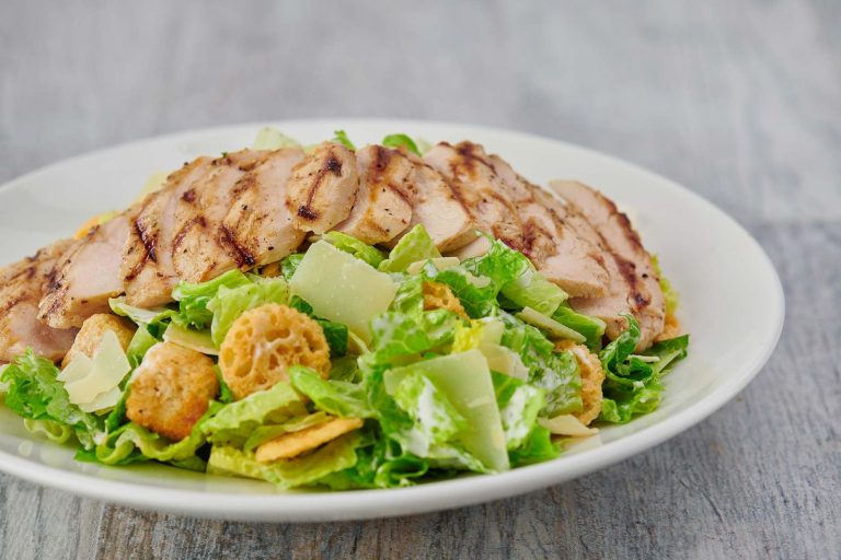 Hard Rock Cafe Curitiba aposta em pratos leves e saudáveis para celebrar St. Patrick’s Day