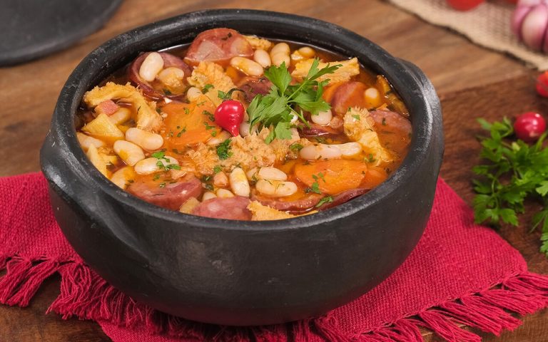 Sexta-feira é dia de dobradinha na Churrascaria Los Pampas, que oferece rodízio completo e buffet diversificado