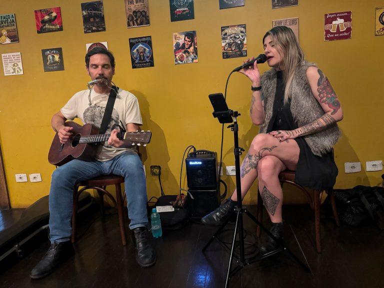 Blues toma conta do Quintal do Monge em noite especial de pré-feriado