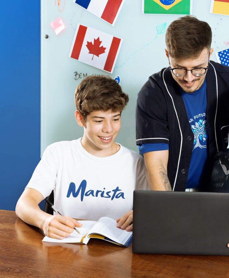 Estudante paranaense é destaque em seleção internacional para programa acadêmico de Harvard