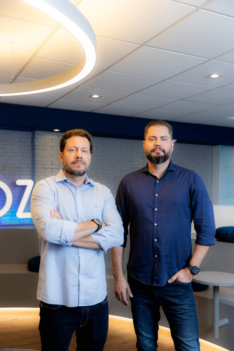 Afinidade para os negócios: dois irmãos, uma mesma direção e um app que acelera o transporte corporativo