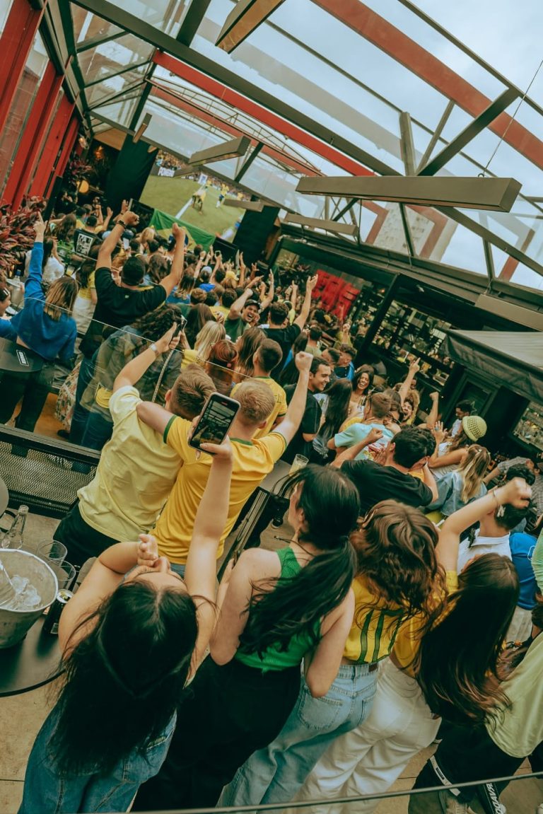 Rooftop em Curitiba aposta em experiência especial para o Mundial 2026