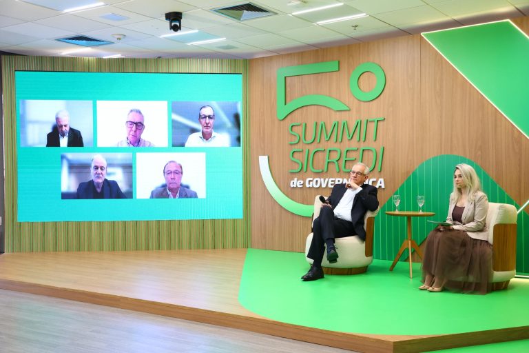 Sicredi realiza 5ª edição do Summit de Governança