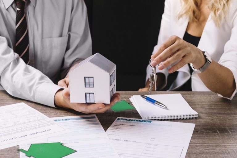 Na contramão do mercado, inadimplência na locação imobiliária é baixíssima em Curitiba