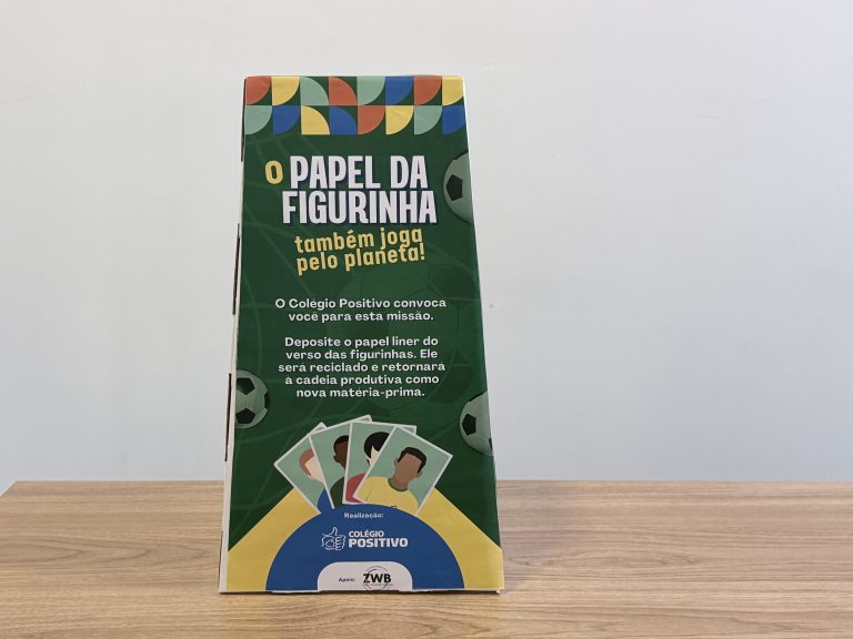 Papel de figurinha da Copa leva até 100 anos para se decompor; Colégio Positivo cria ponto de coleta