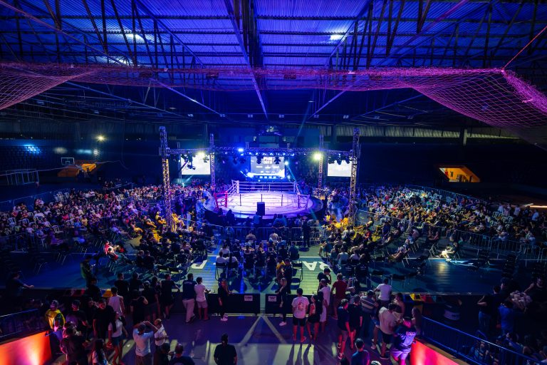 O Shopping Plaza Campos Gerais sediará a Pesagem Oficial do FMS Fight Night