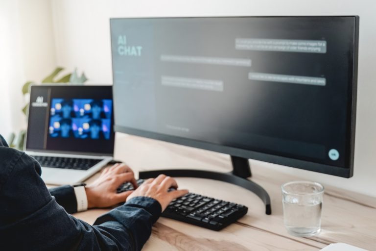 Senior anuncia o primeiro ERP da América Latina operável por ChatGPT e Claude