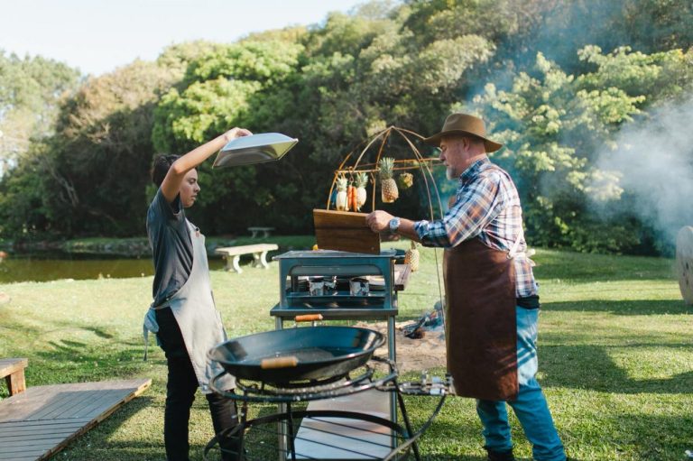 Dia dos Pais: almoço campeiro une gastronomia, natureza e tradição no Rancho P&R