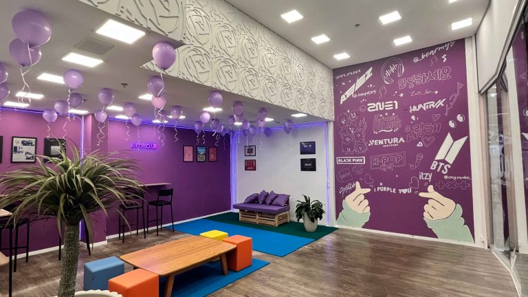 K-Pop Club Ventura completa um ano com programação especial para fãs em Curitiba