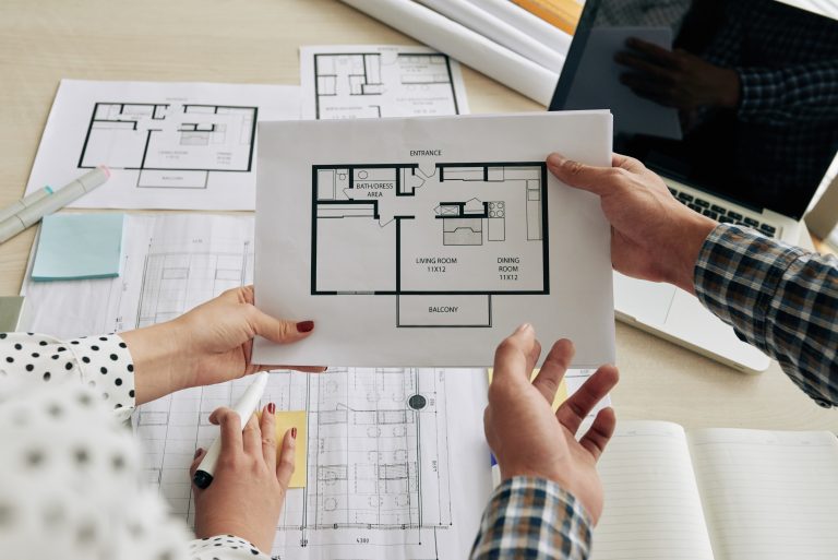Da construtora ao contrato: o que analisar antes de comprar um imóvel na planta
